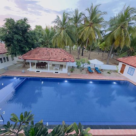 Blue Kite Family Resort Kalpitiya Extérieur photo